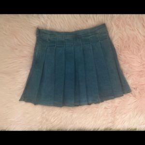 denim skirt